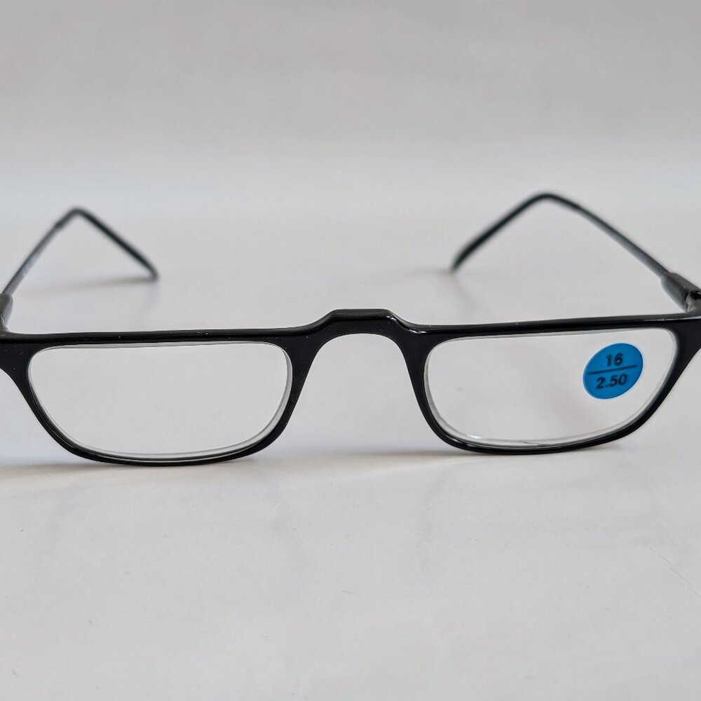 (NWT) Vintage 90's Carbon Fiber Rectangle Half Frame Reading Glasses (S. Black)